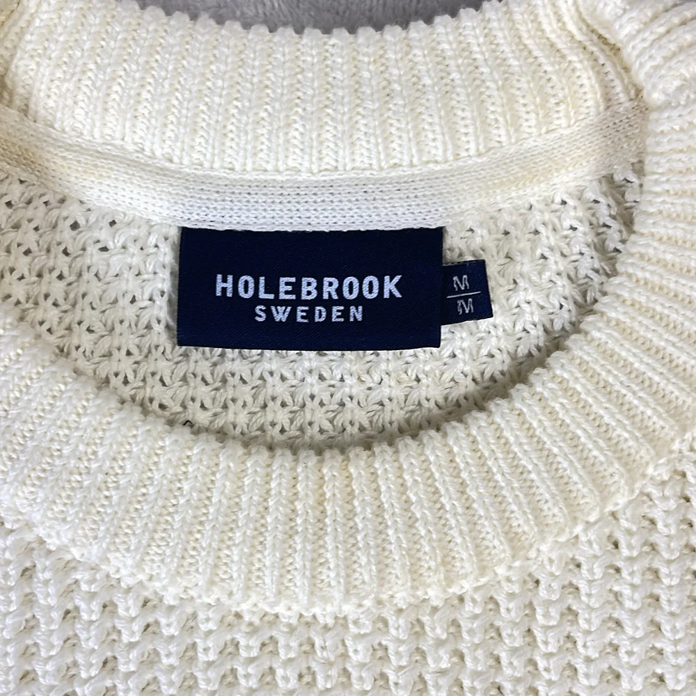 Holebrook details brand